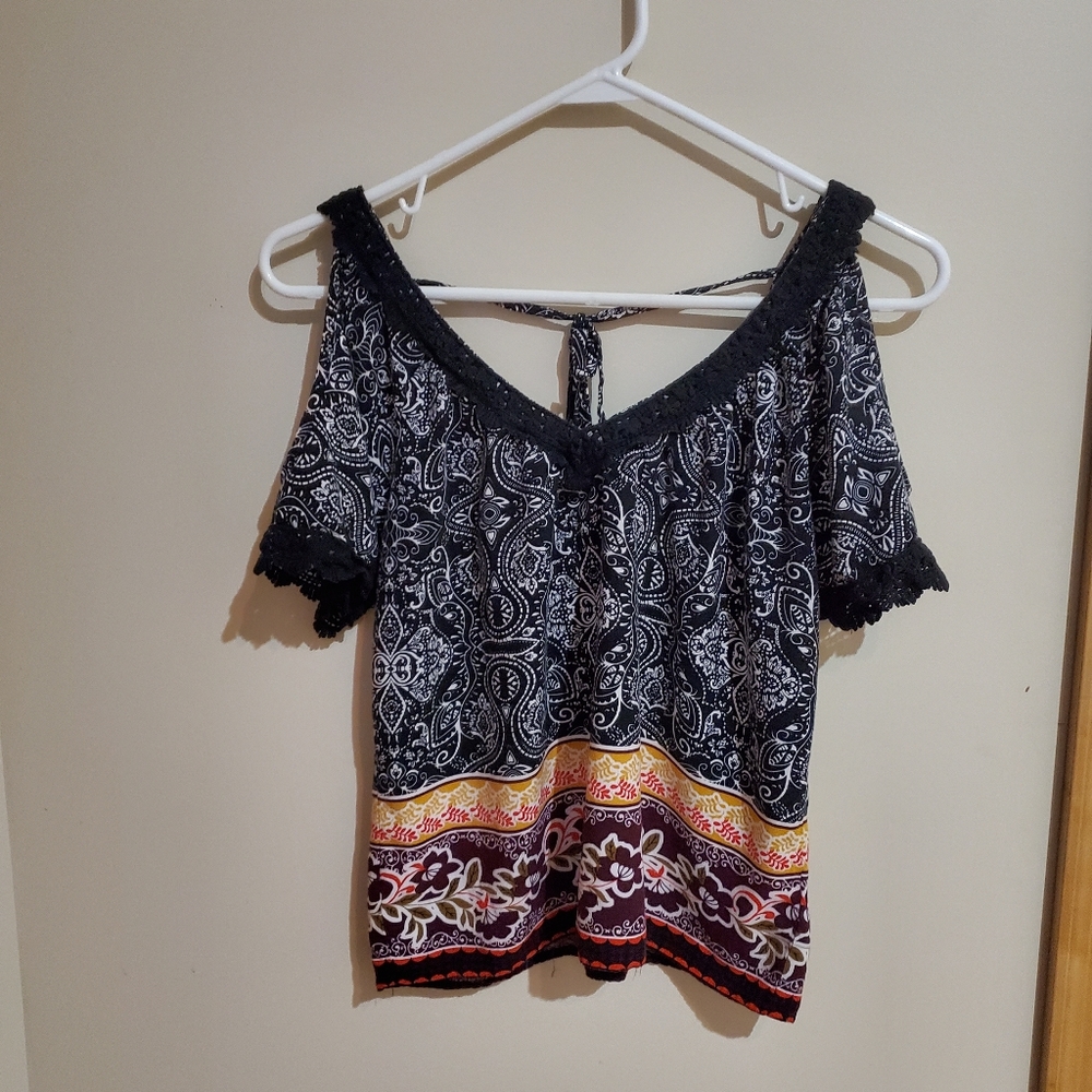 LA Hearts blouse